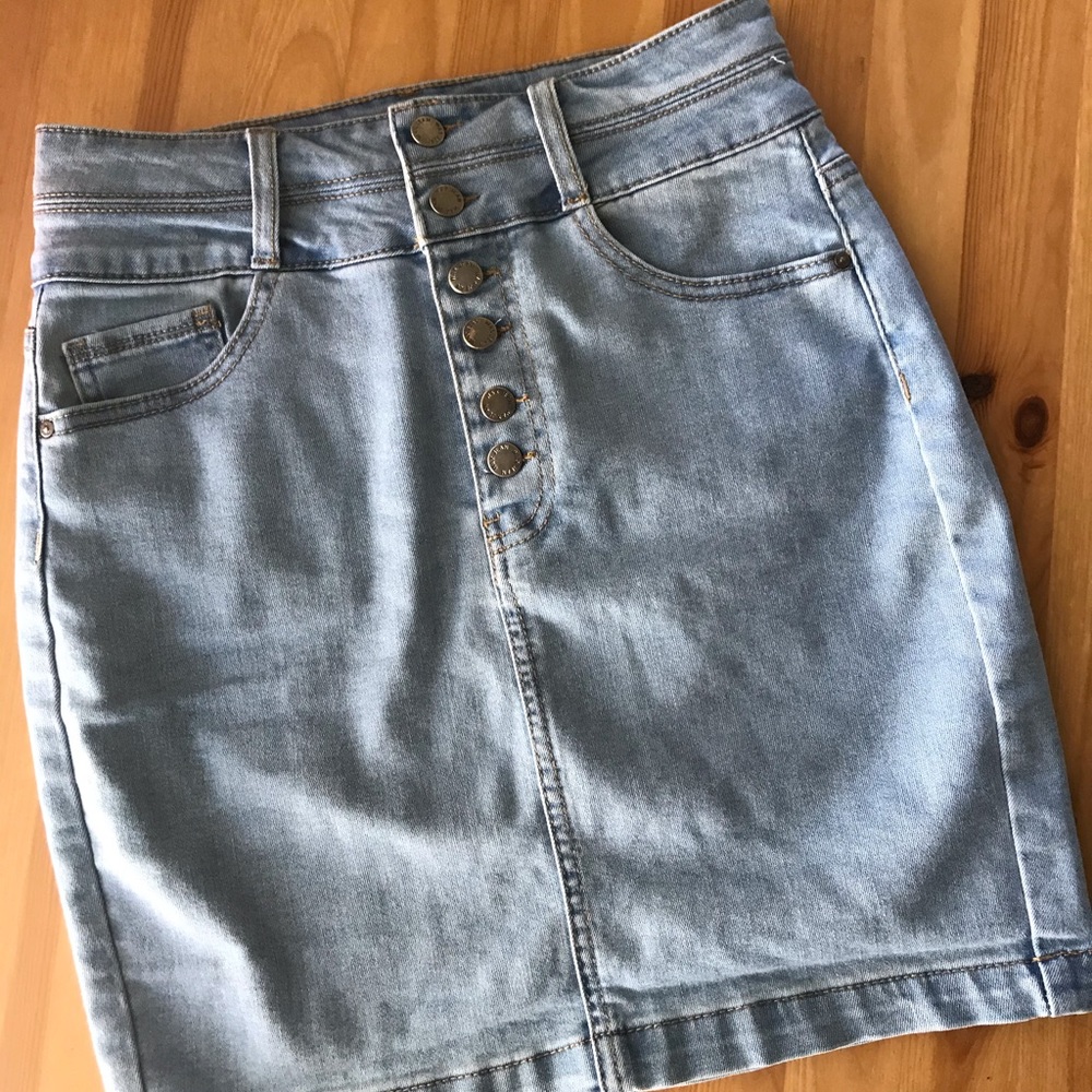 High waist skirt